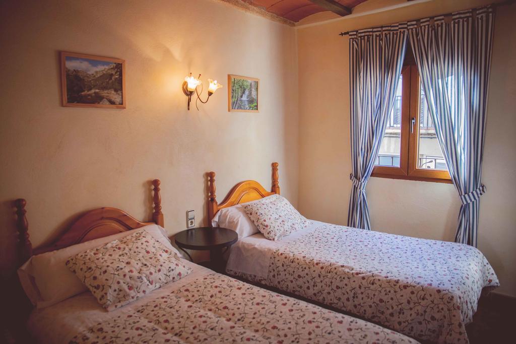 La Vall De Silvestre Mas de Barberáns 外观 照片